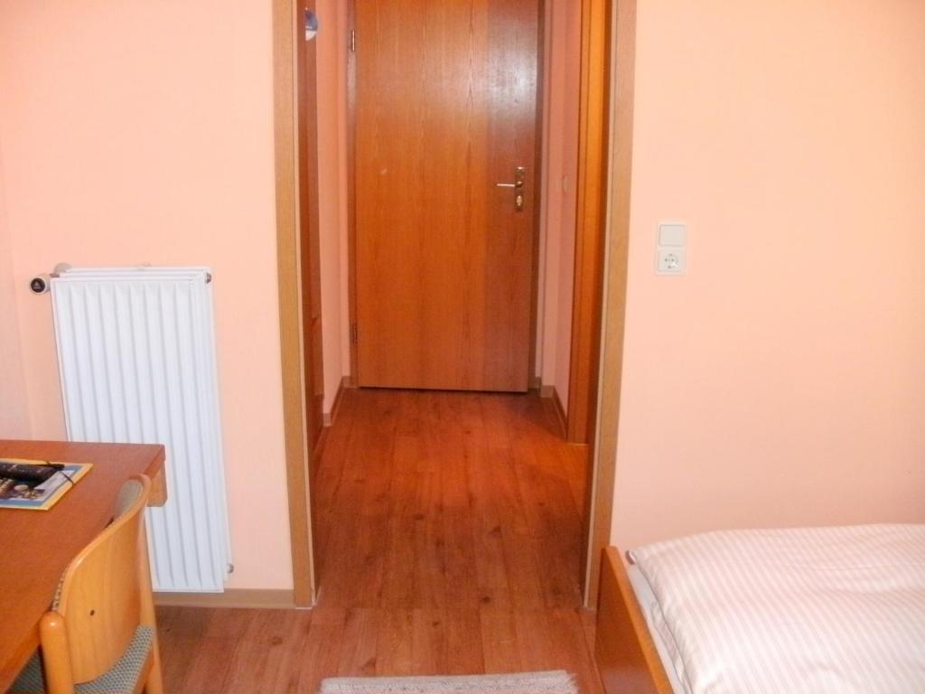 Gasthof Landhotel Gruener Baum Cadolzburg Room photo