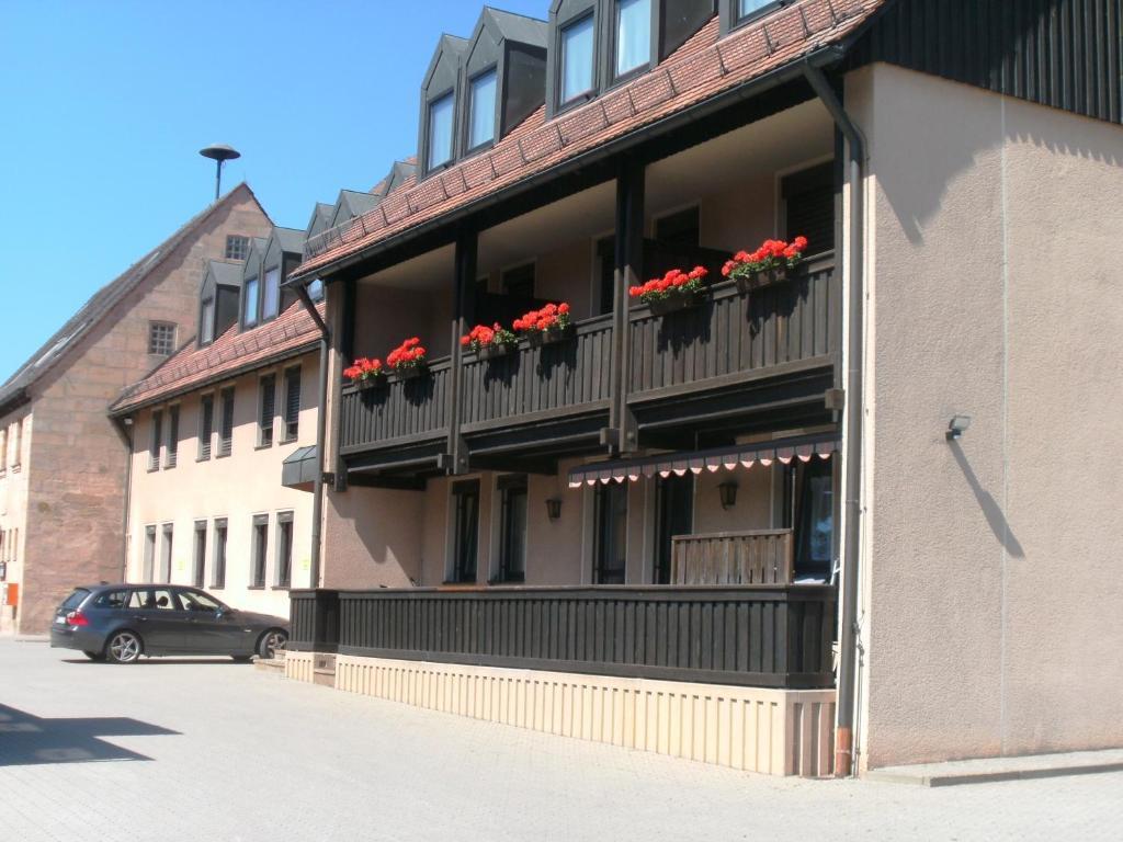 Gasthof Landhotel Gruener Baum Cadolzburg Exterior photo